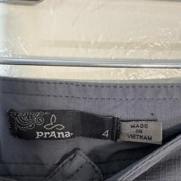 prAna Capri Pants Womens 4 Gray Nylon Stretch Hiking Quick Dry Travel Zip Hem - Picture 3 of 8
